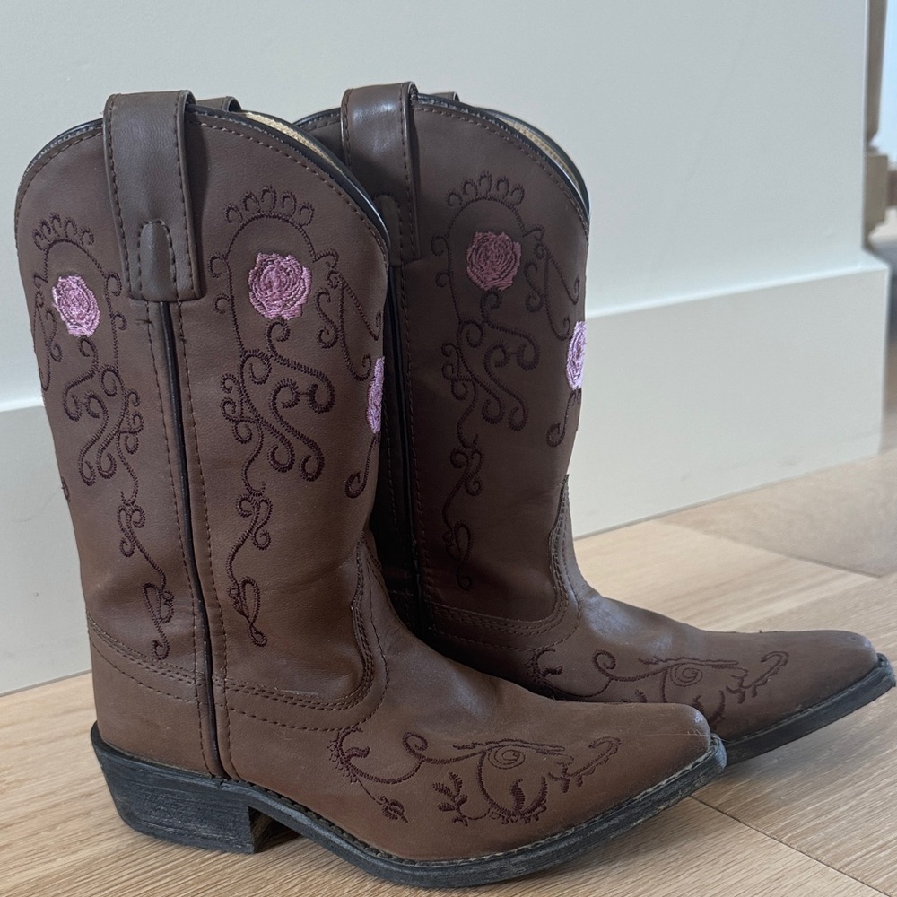 Shyanne embroidered floral Cowboy Boots